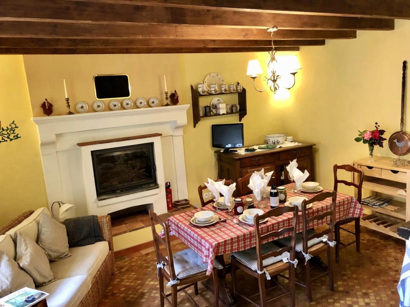 Bois Mort Farm Villa Gourgé Exteriör bild